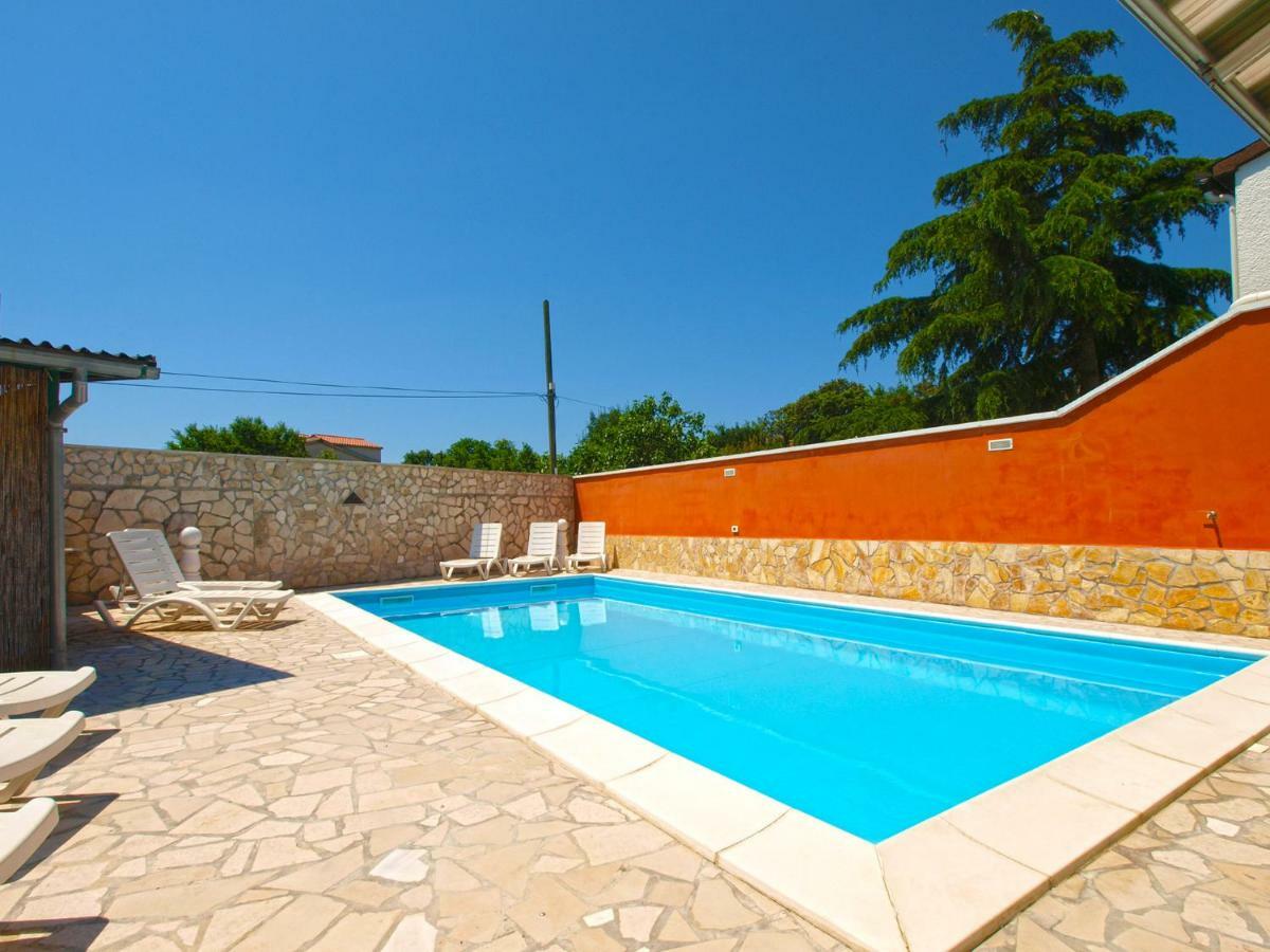 House Puntizela 747 Villa Pula Exterior photo